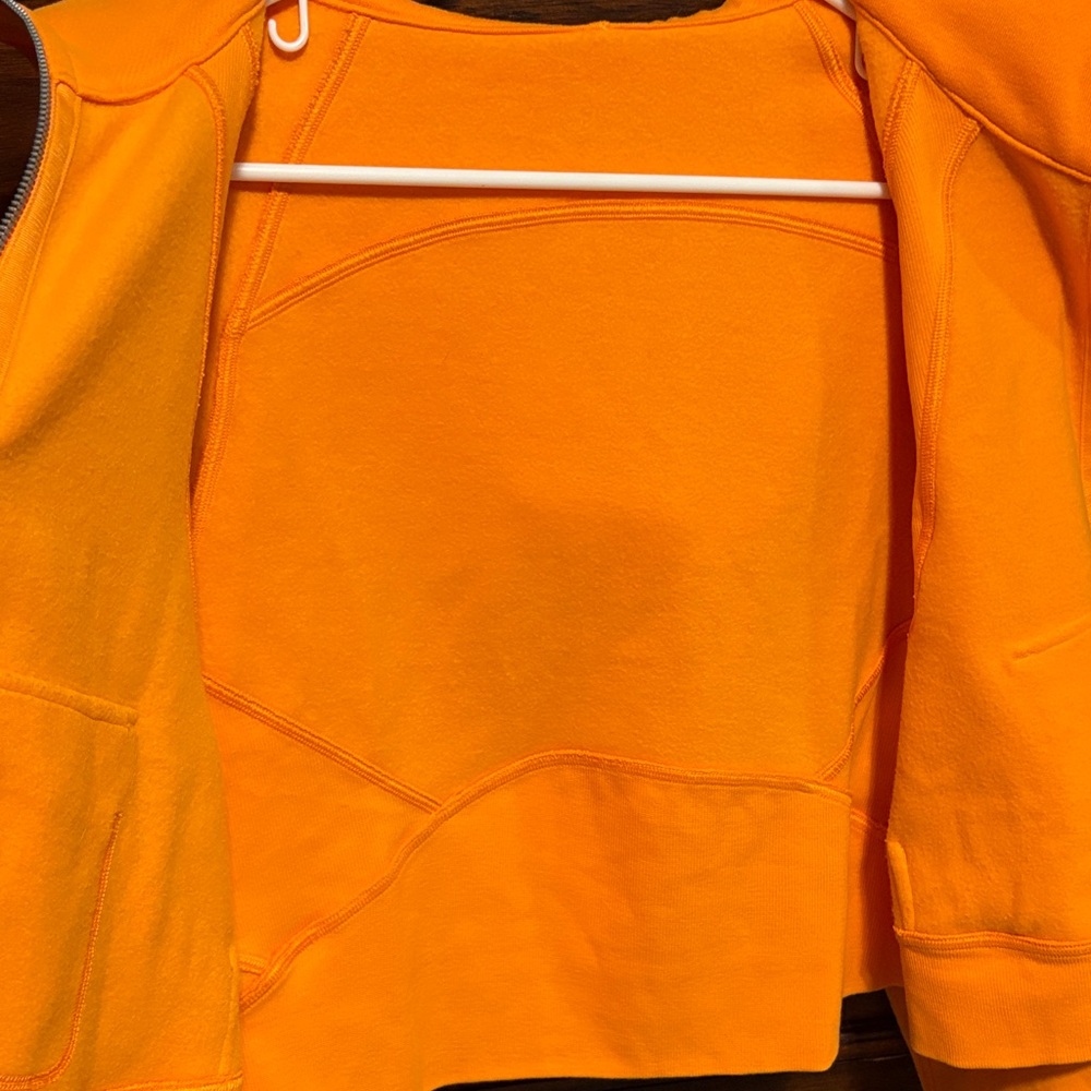 lululemon Scuba Oversized Full zip Hoodie - Picture 8 of 8